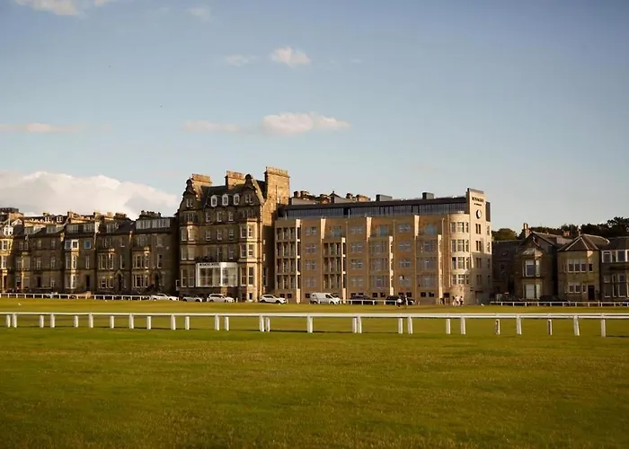 Hotels near St Andrews Golf Course: Find the Perfect Accommodation for a Golf Getaway