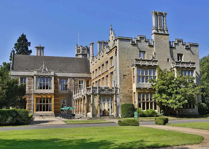 Discover the Best Hotels in Peterborough Area for Your Stay in the UK